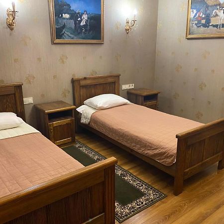 Hotel Fortetsya Hetmana Hatne Exterior photo