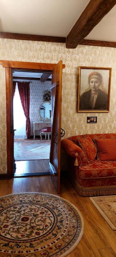 Hotel Fortetsya Hetmana Hatne Exterior photo